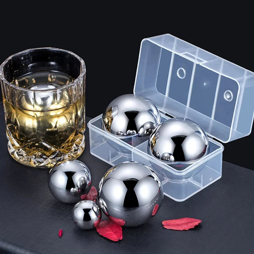 Steel Titans Ice Cube Set