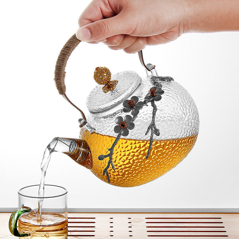 The Lune Teapot